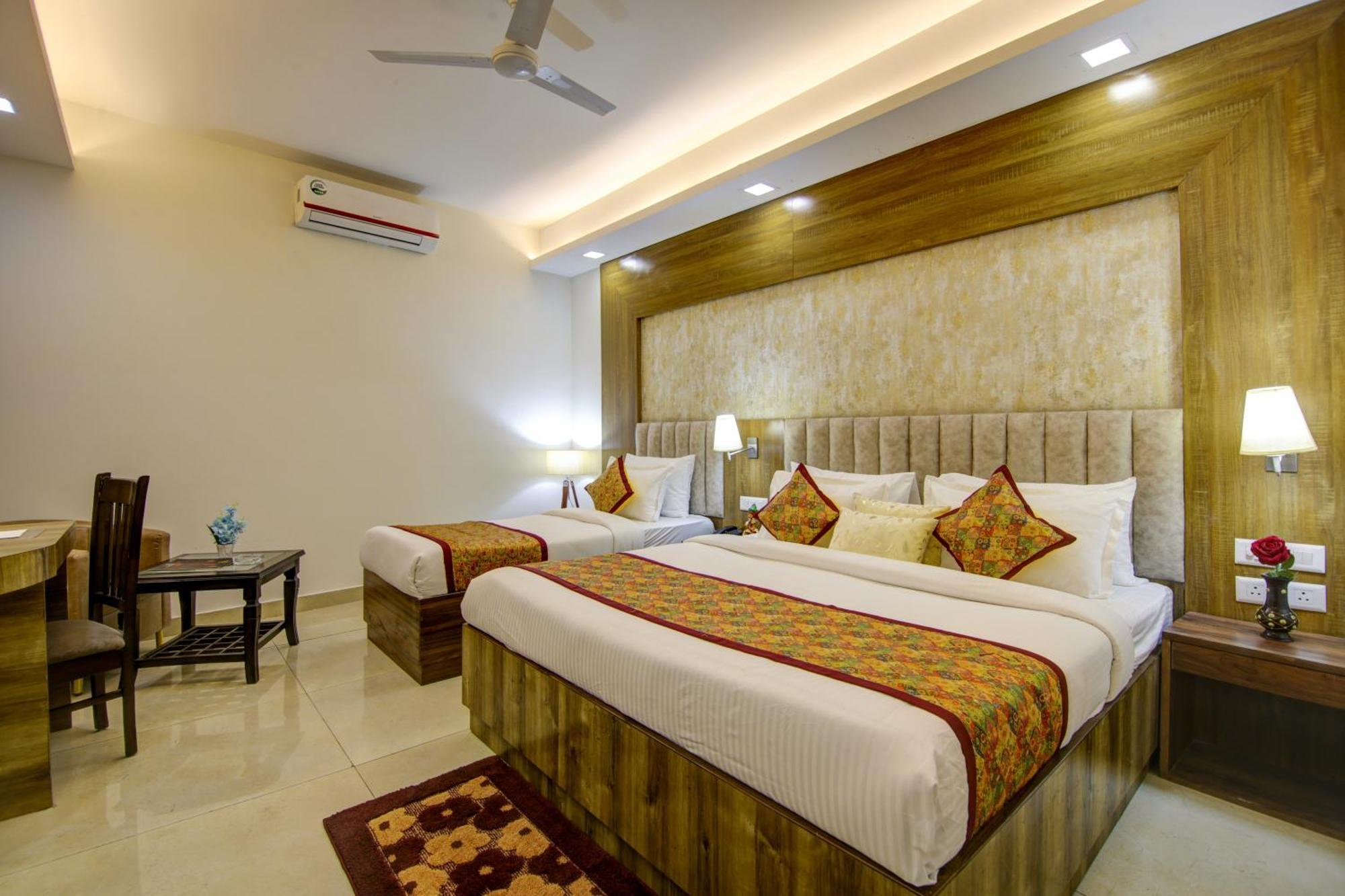 Park Delhi Airport With Free Airport Transfar Hotel 4*