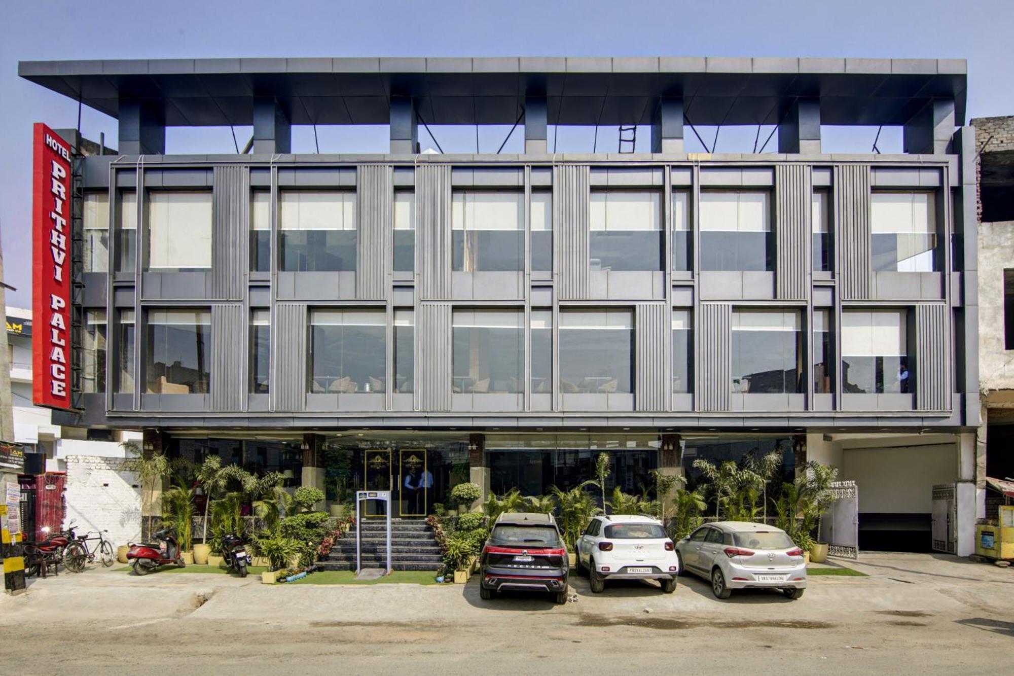 Hotel Park Delhi Airport With Free Airport Transfar